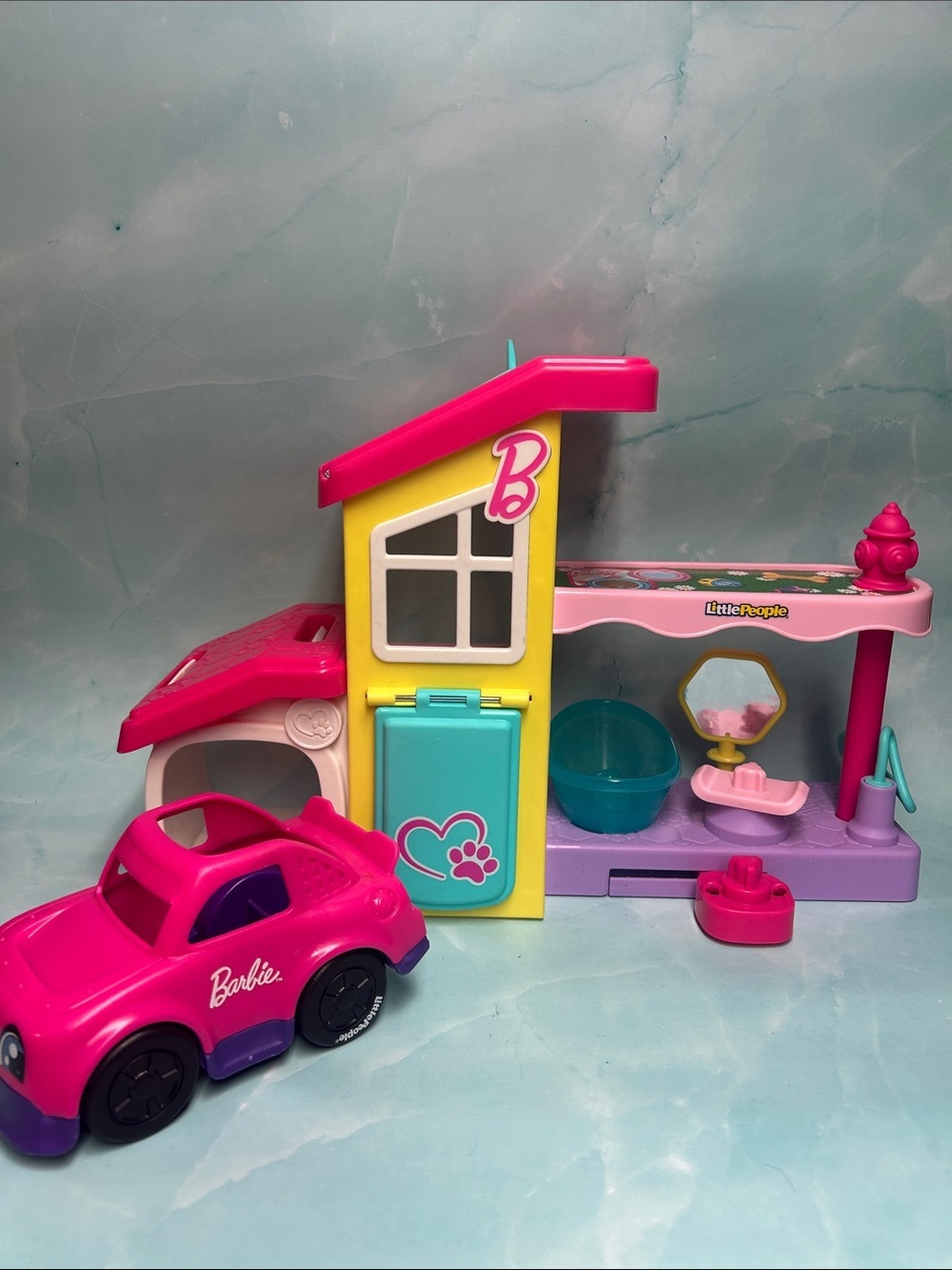 Fisher-Price Little People Barbie Play and Care Pet Spa Musical Toddler Playset